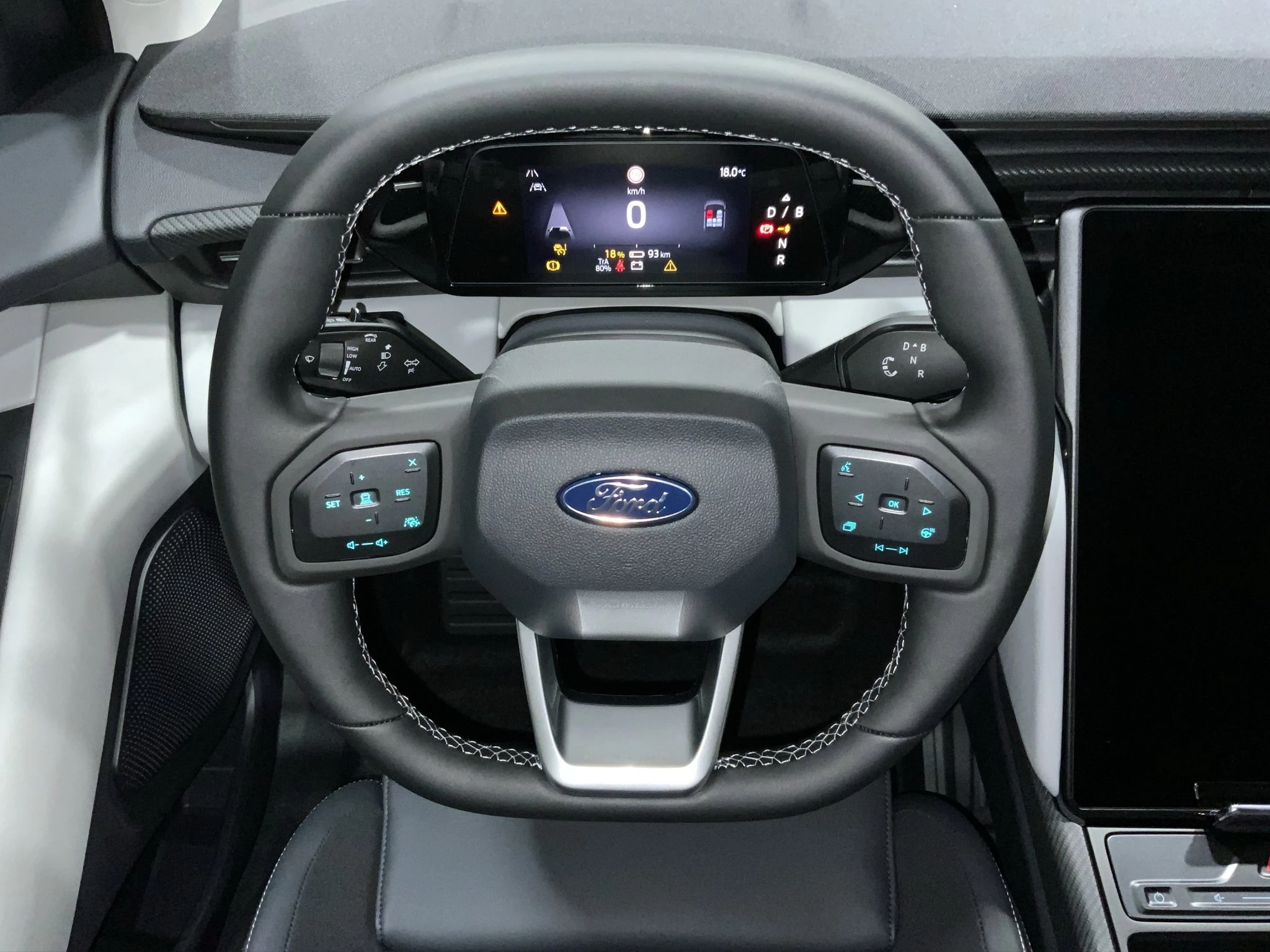 Ford Explorer BEV Premium SUV 77 kWh Elektromotor. Automatik. Heckantrieb. MJ 2025.75