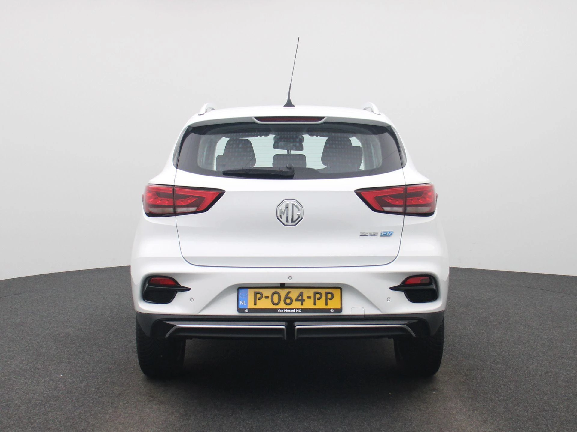 MG-ZS EV-image-5