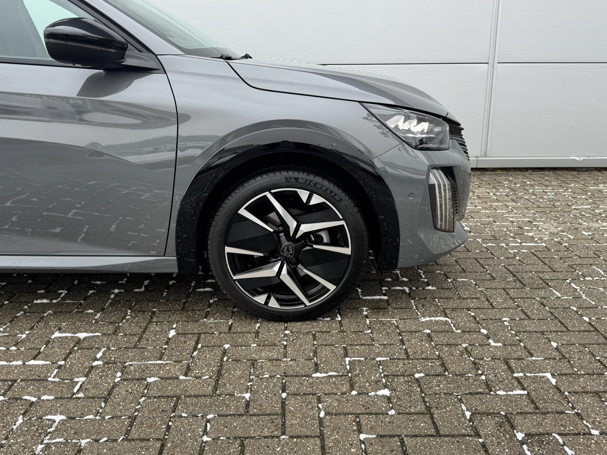 Peugeot-208-image-9