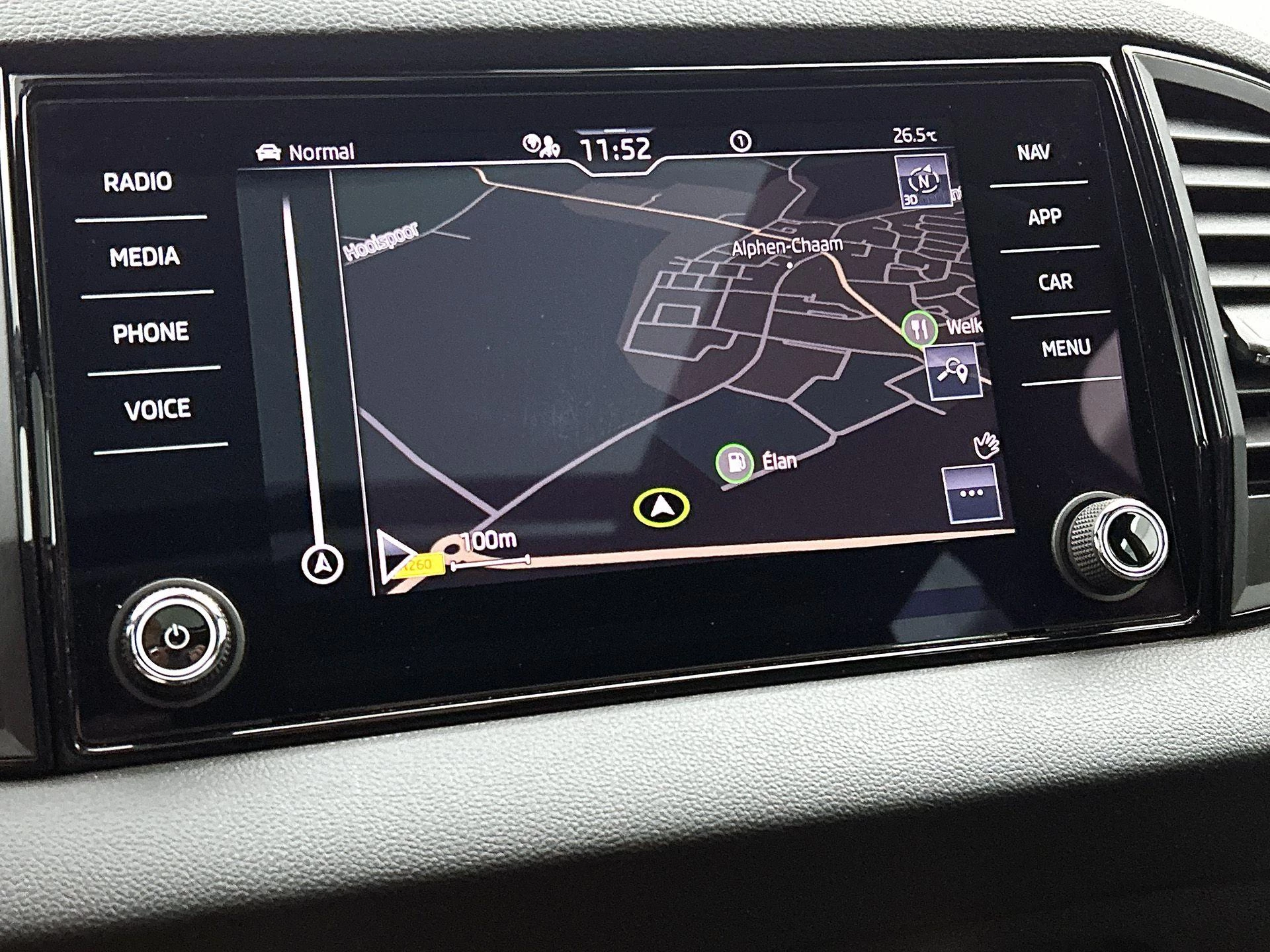 Škoda Karoq 1.5 TSI ACT Sportline Business