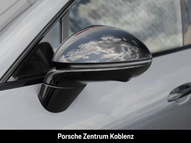 Porsche Cayenne Coupe Electric -