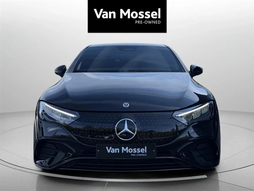 Mercedes-Benz-EQE-image-8
