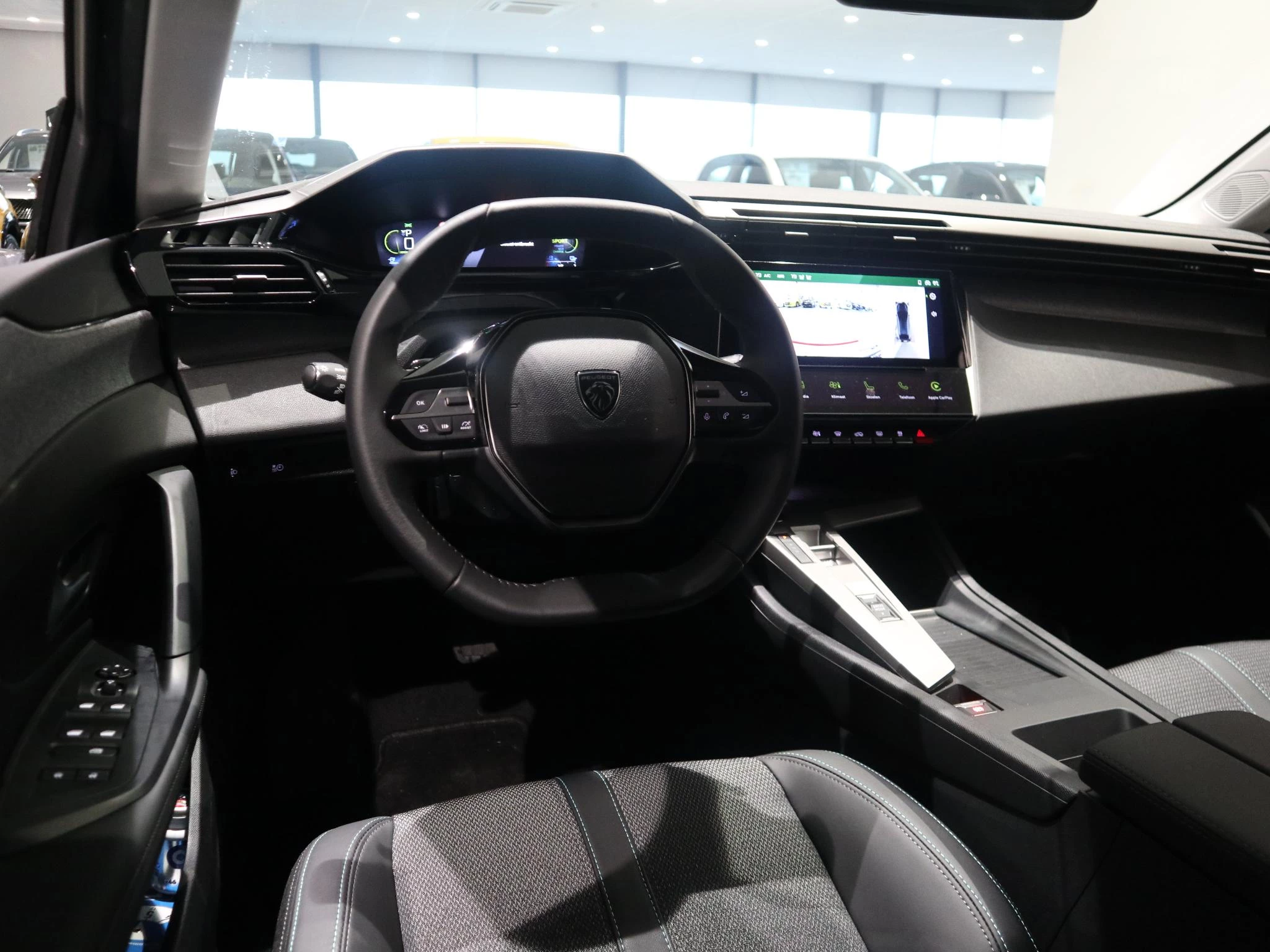 Peugeot-408-image-11