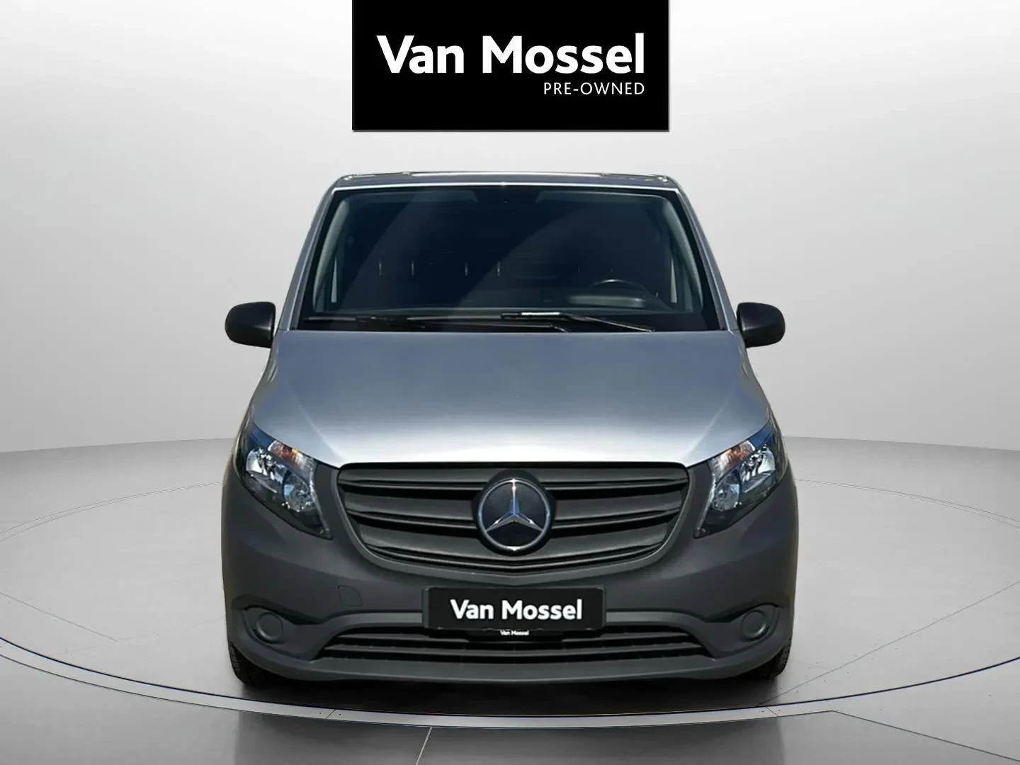 Mercedes-Benz-Vito-image-8
