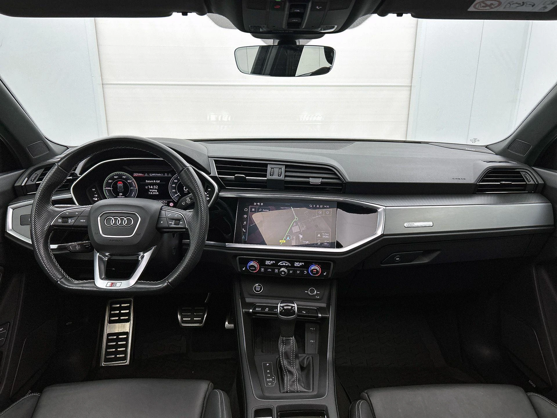Audi-Q3-image-18