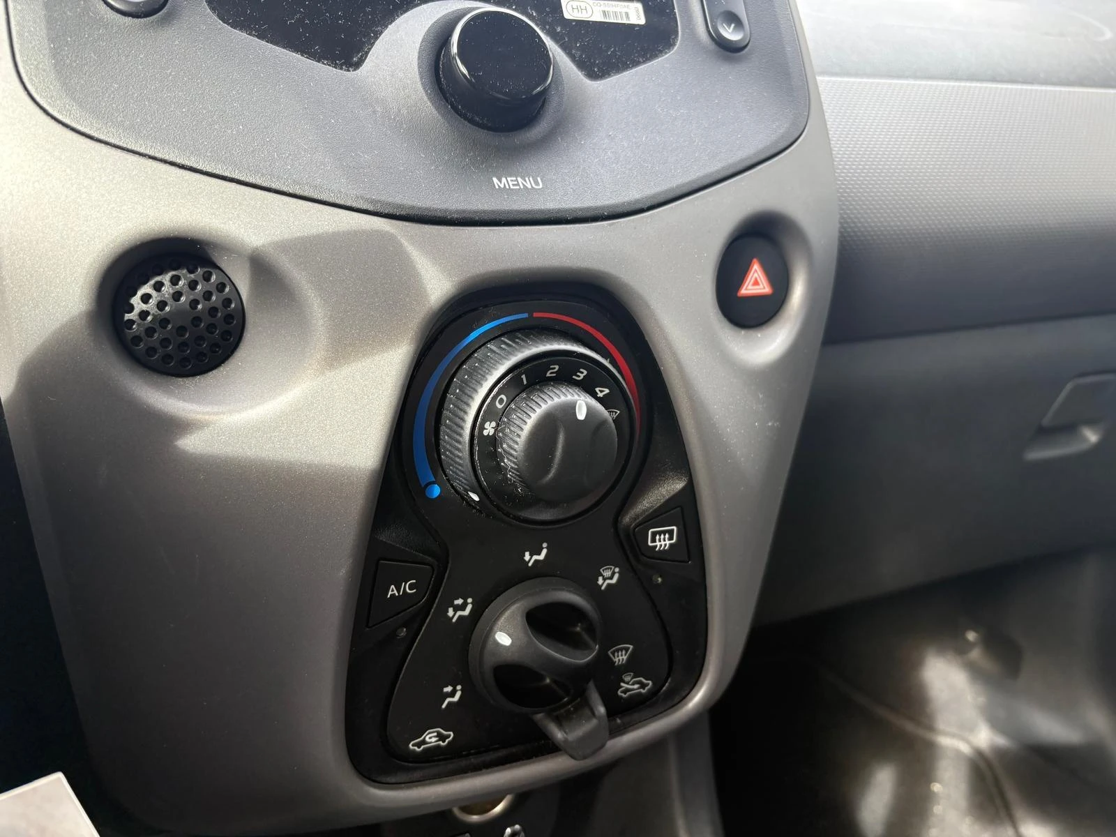 Peugeot-108-image-10
