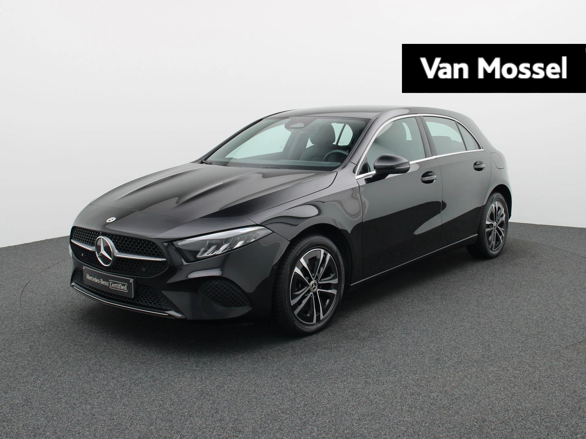 Mercedes-Benz-A-Klasse-image-0