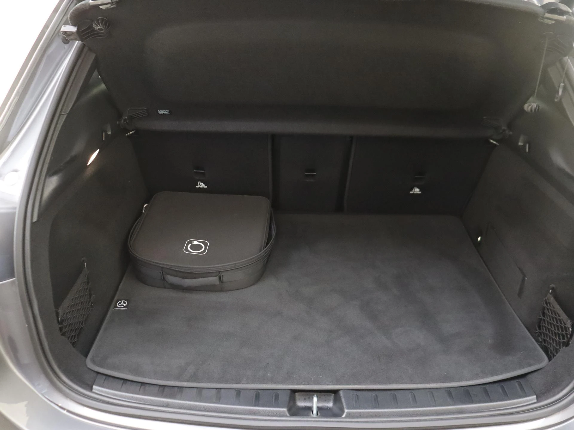 Mercedes-Benz-EQA-image-31