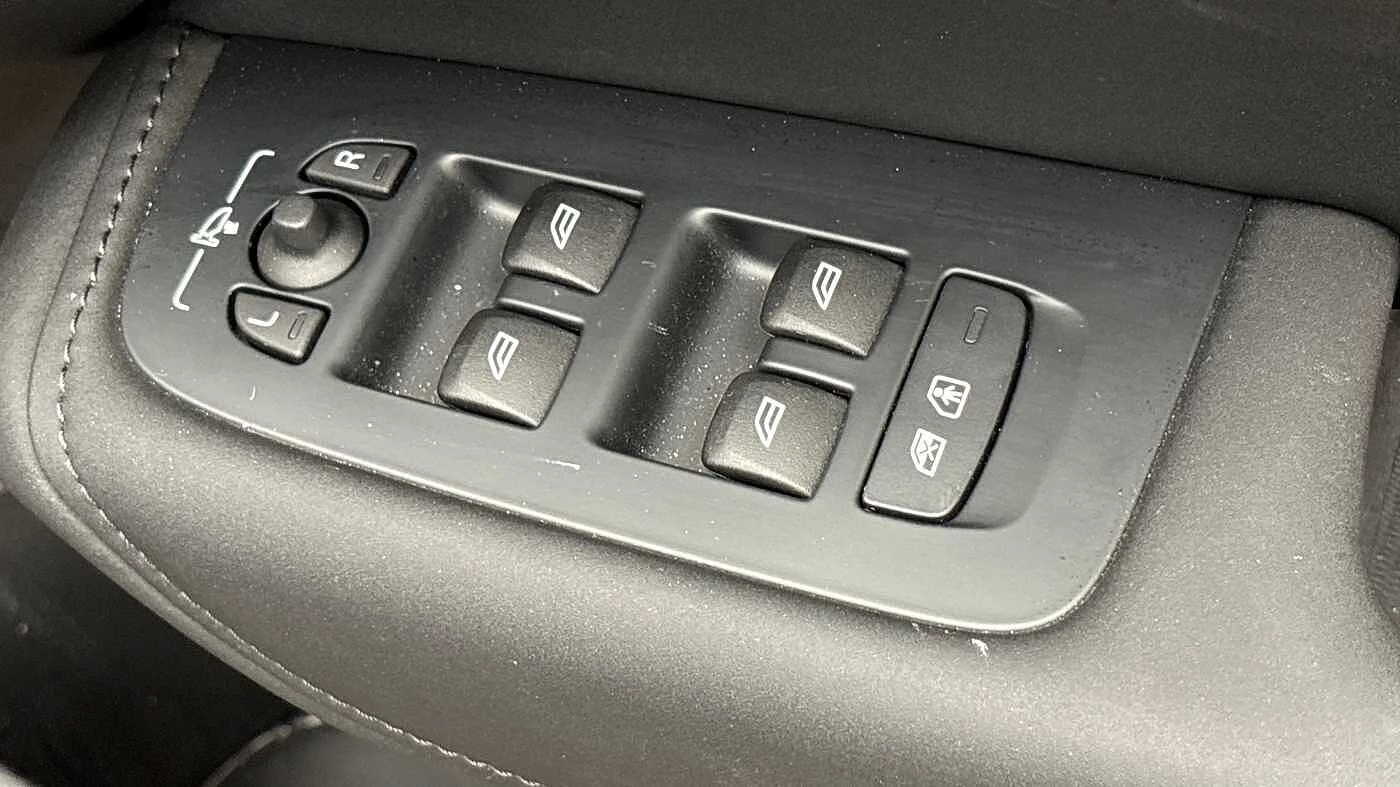 Volvo-XC60-image-23