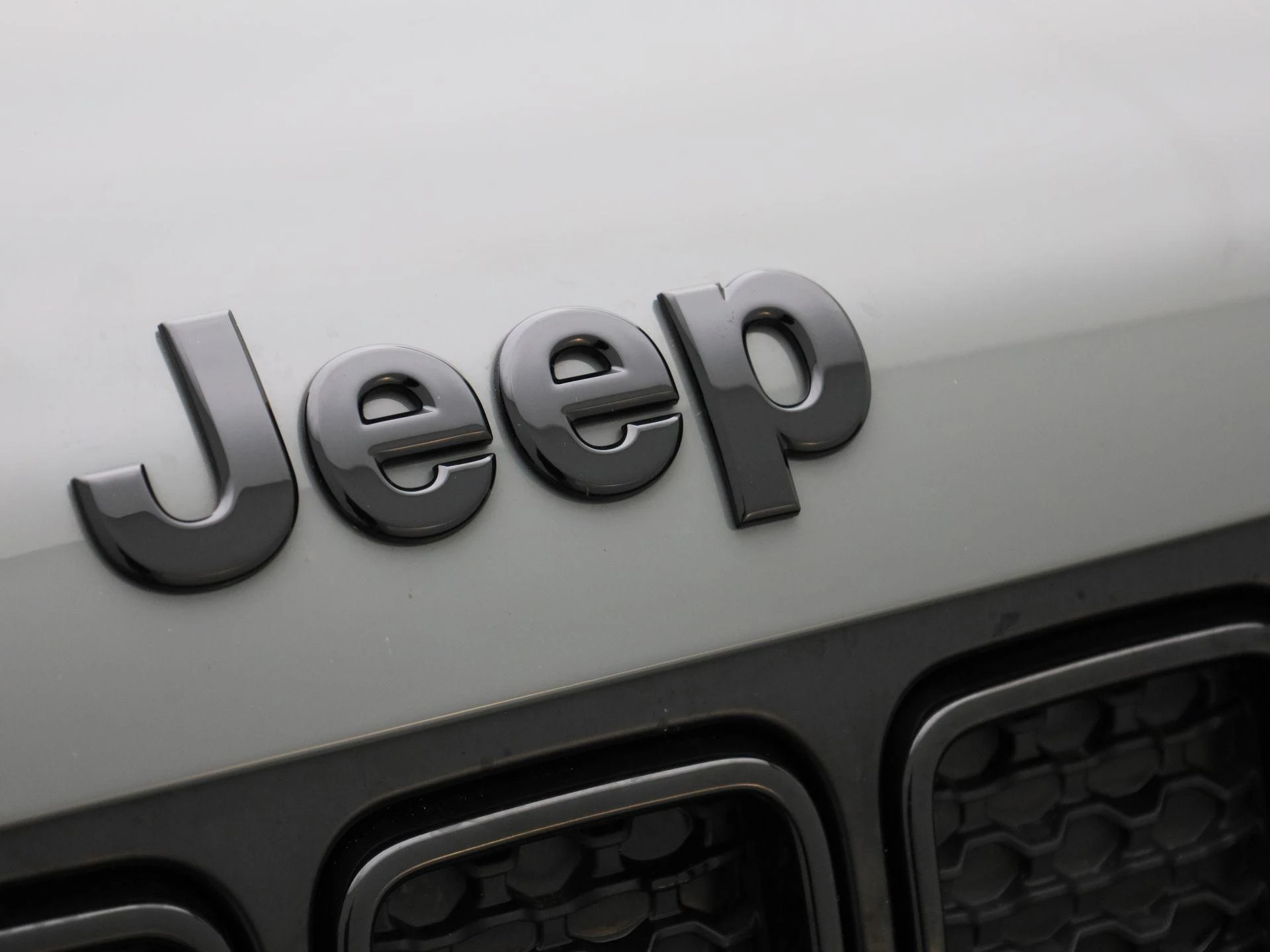 Jeep-Renegade-image-34