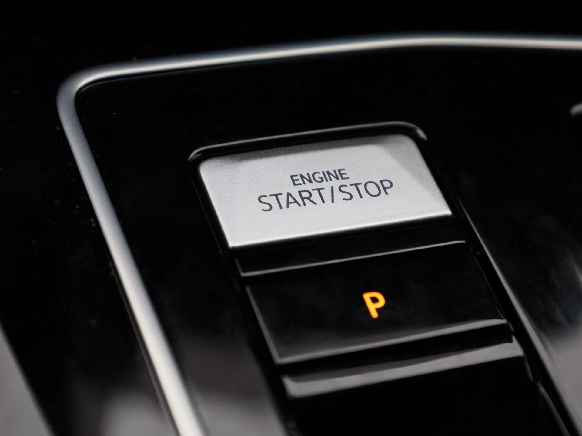 Volkswagen-Golf-image-26