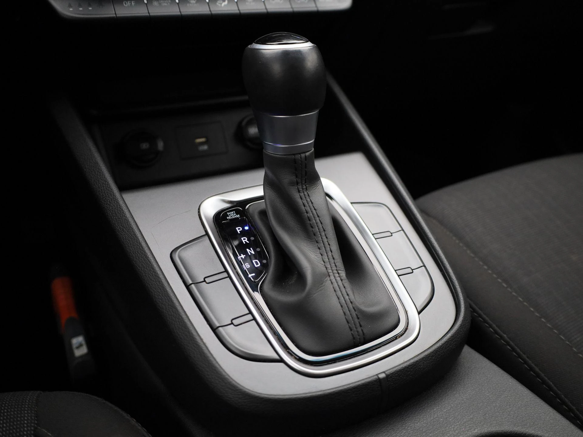 Hyundai Kona 1.6 GDI HEV Comfort