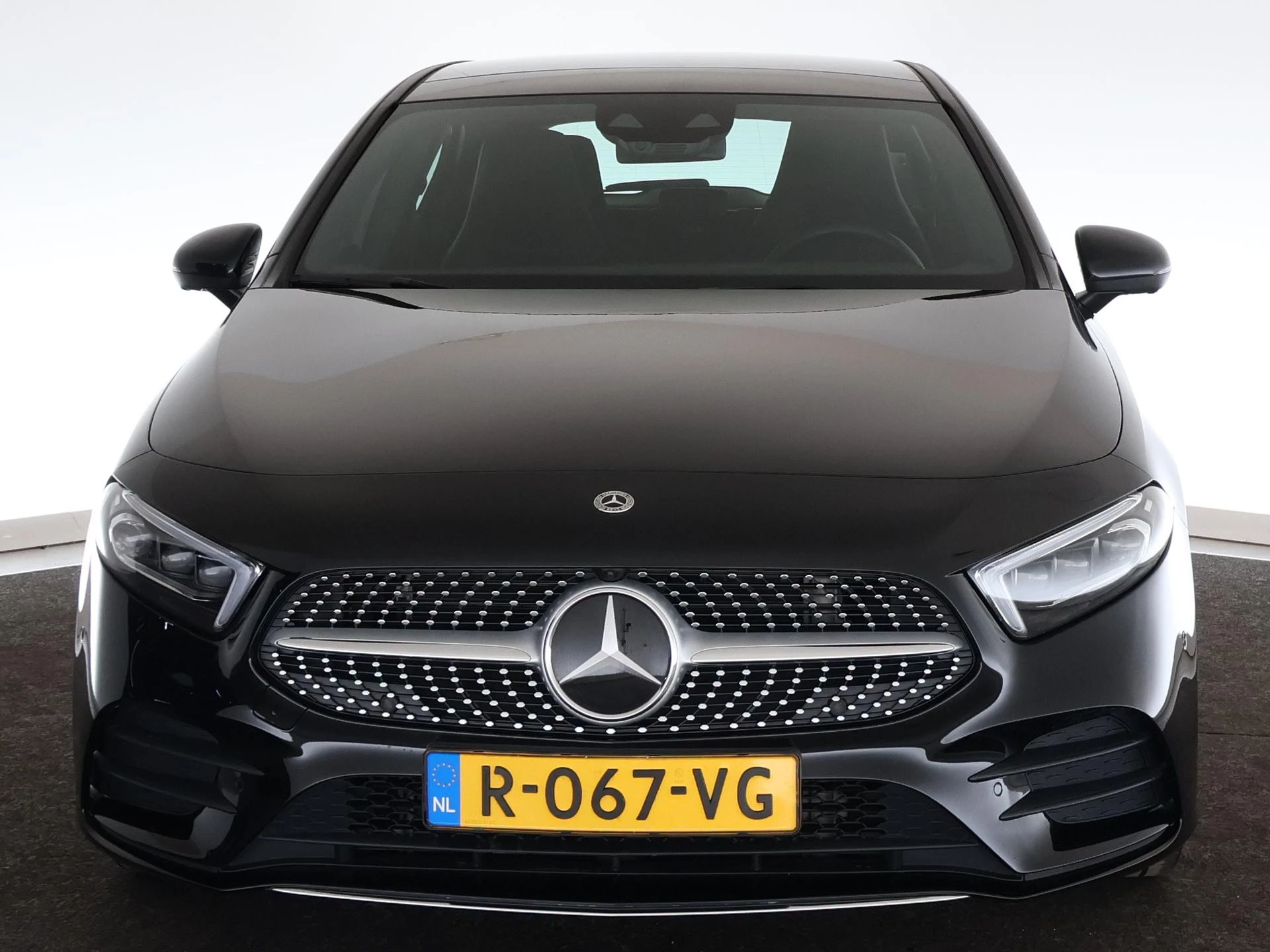 Mercedes-Benz-A-Klasse-image-8