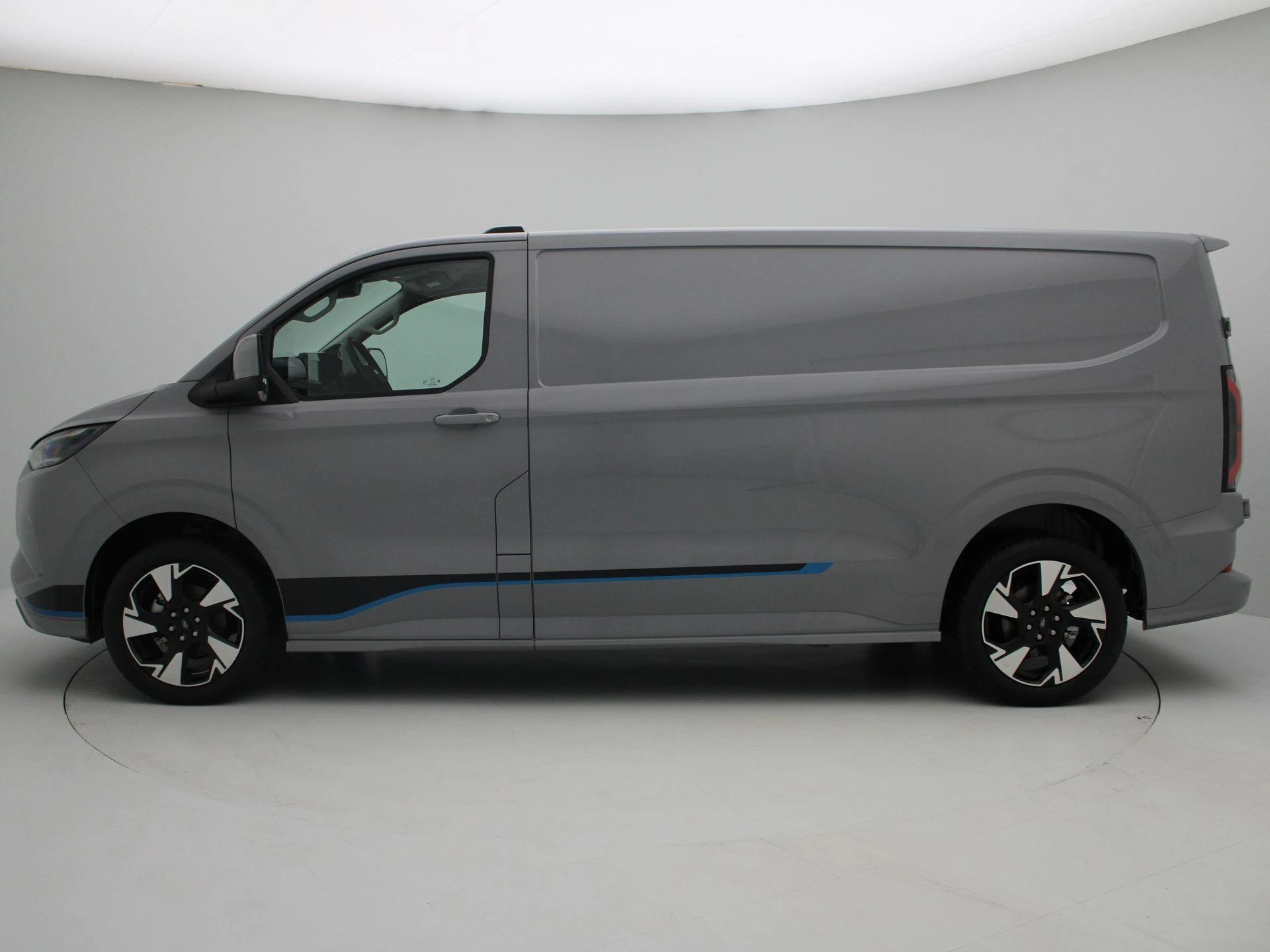 Ford-E-Transit-image-3