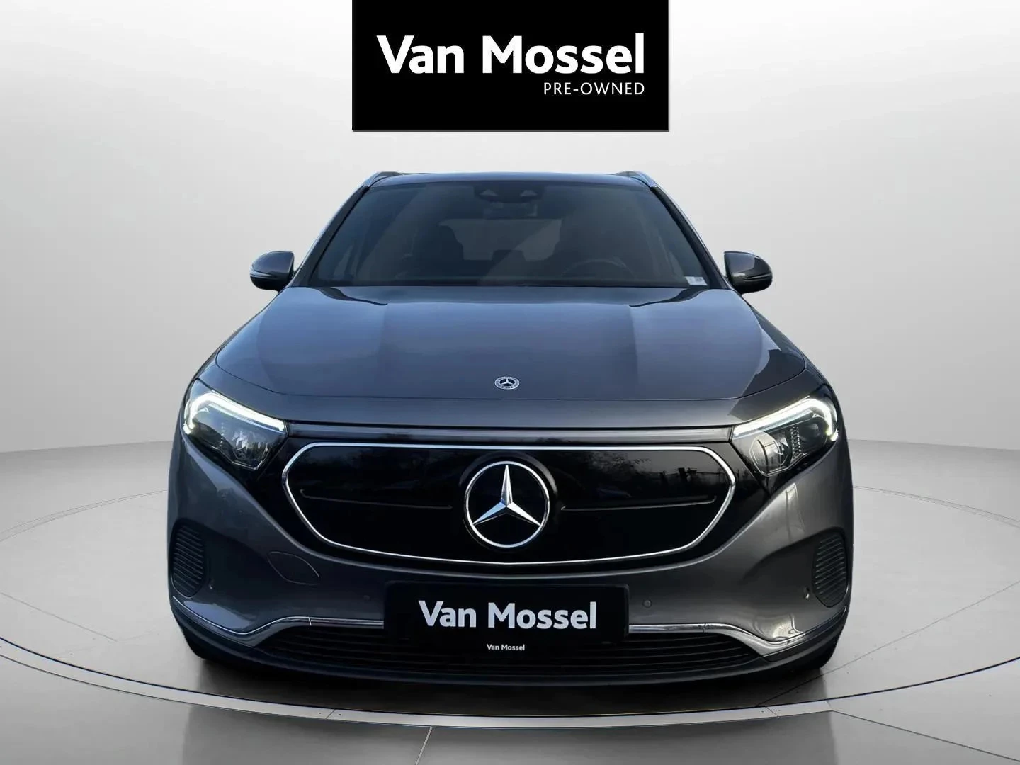 Mercedes-Benz-EQA-image-1