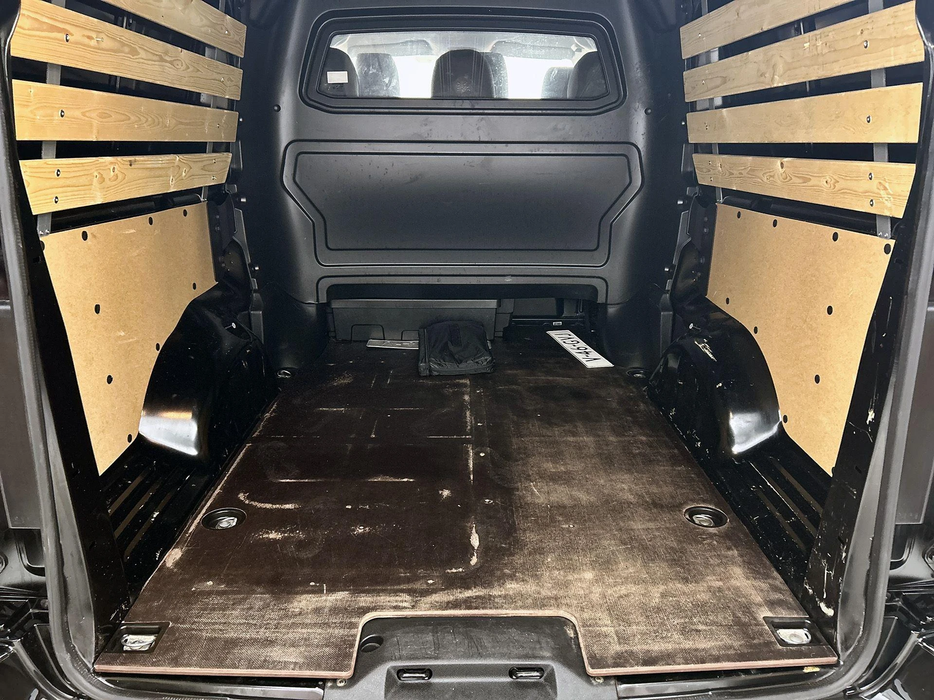 Opel-Vivaro-image-25