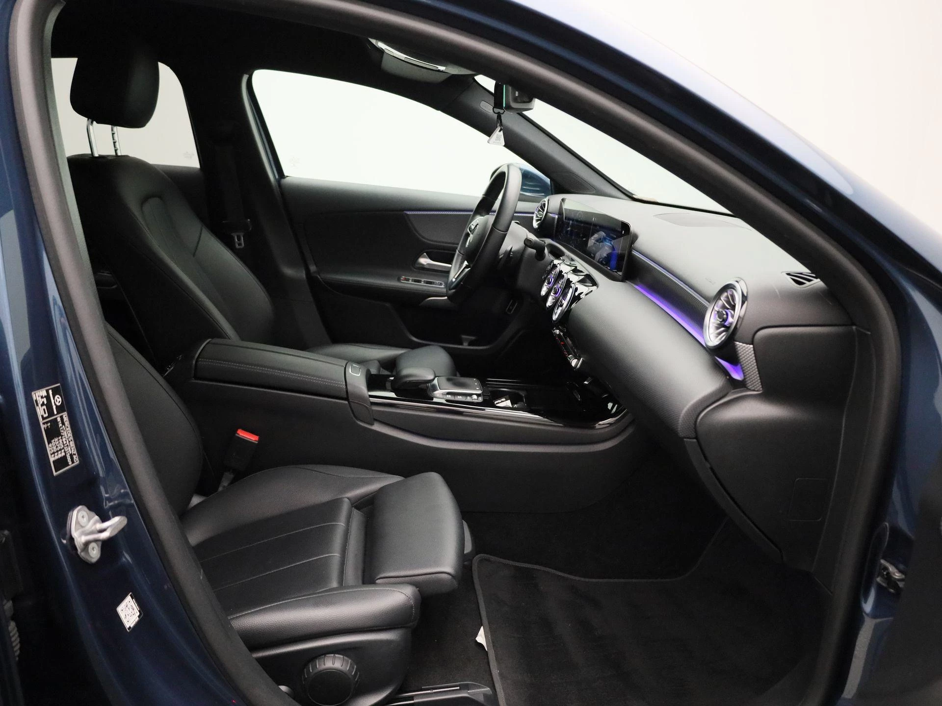 Mercedes-Benz-A-Klasse-image-38