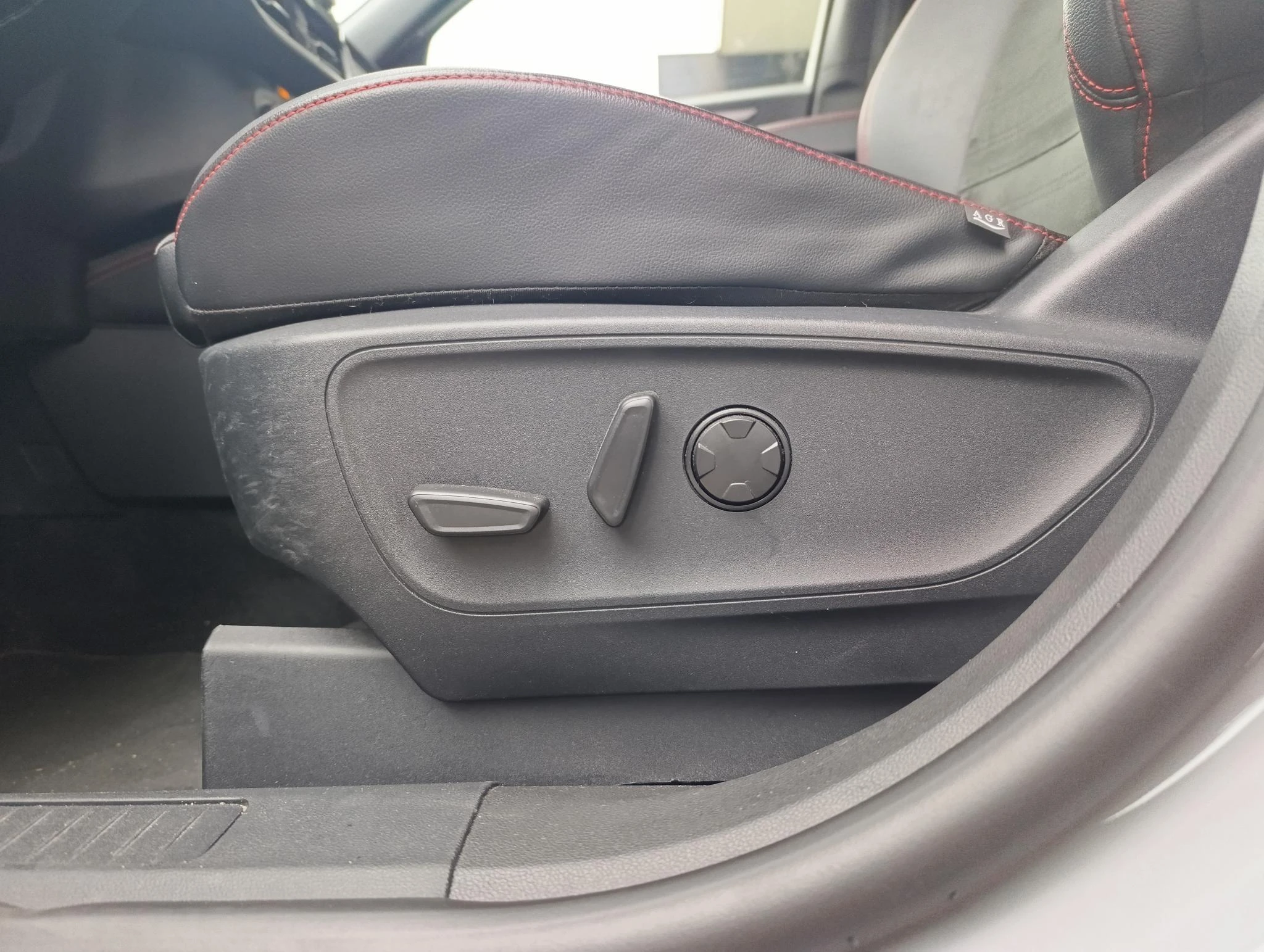 Ford-Kuga-image-15