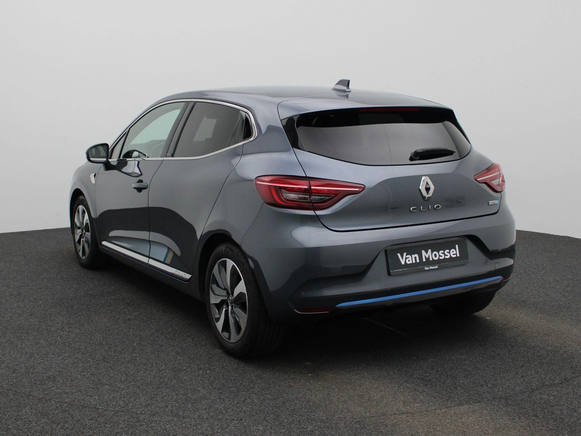 Renault-Clio-image-1