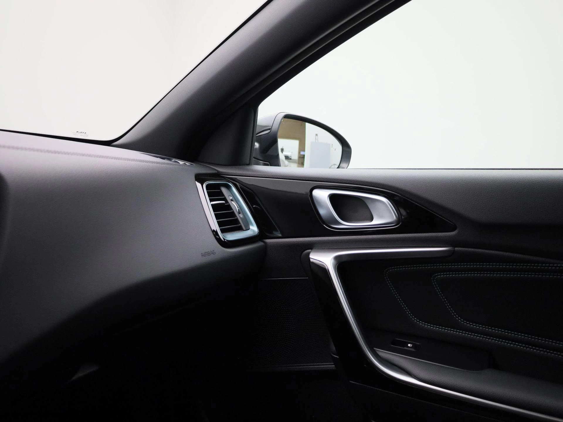 Kia-Ceed Sportswagon-image-26