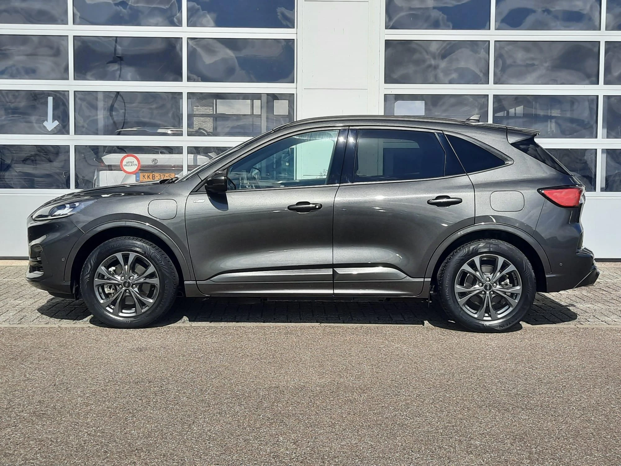 Ford-Kuga-image-1