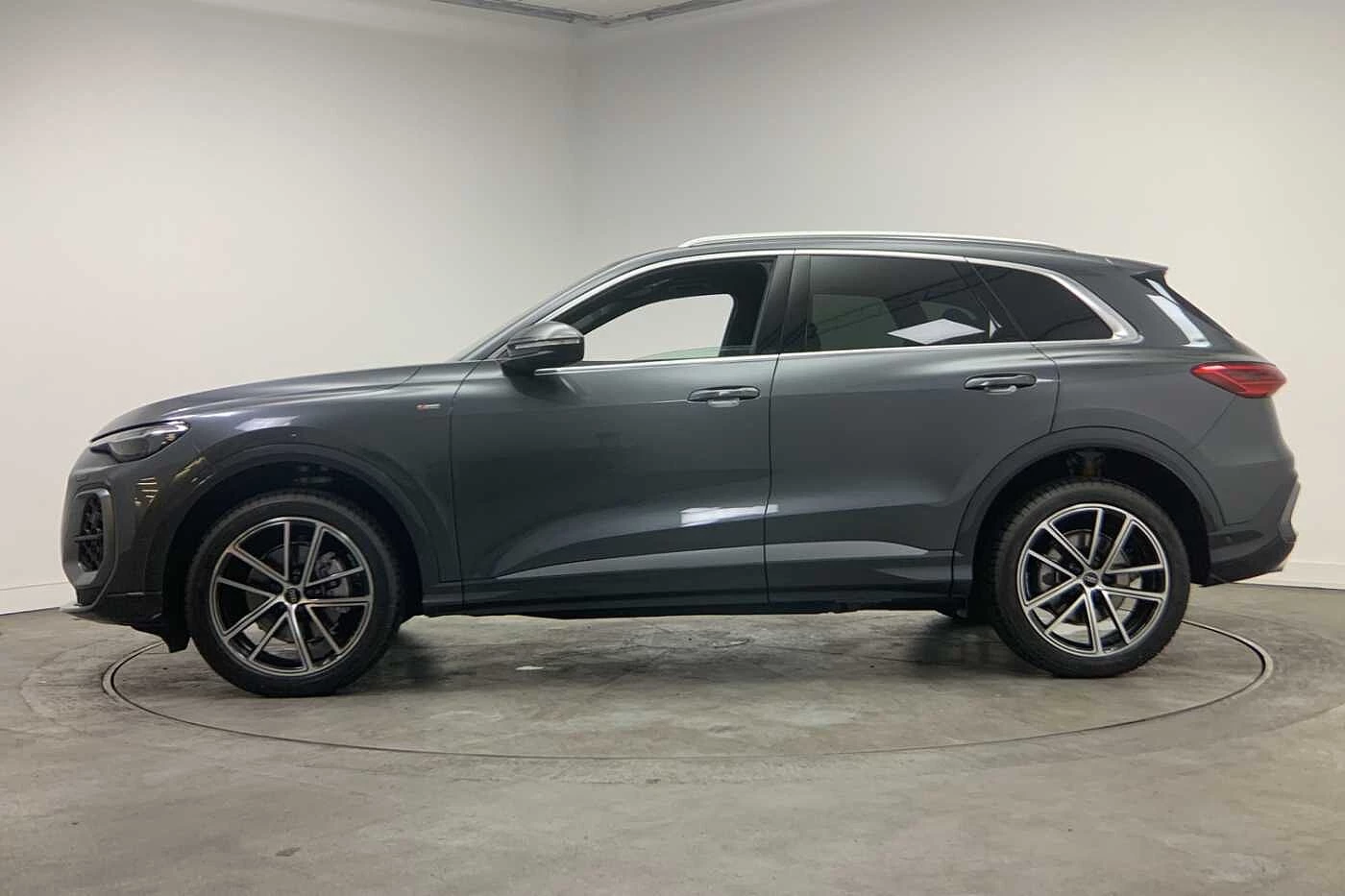 Audi-Q5-image-3