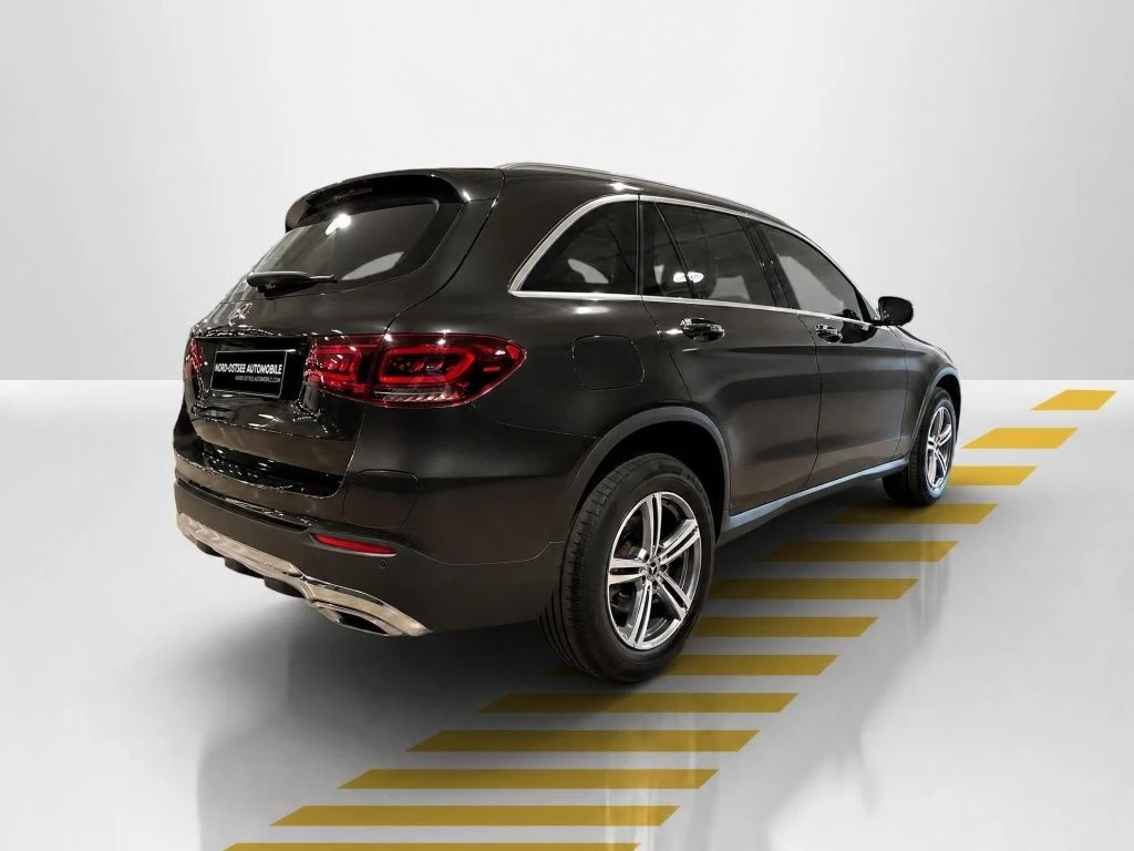 Mercedes-Benz-GLC 300 e-image-14