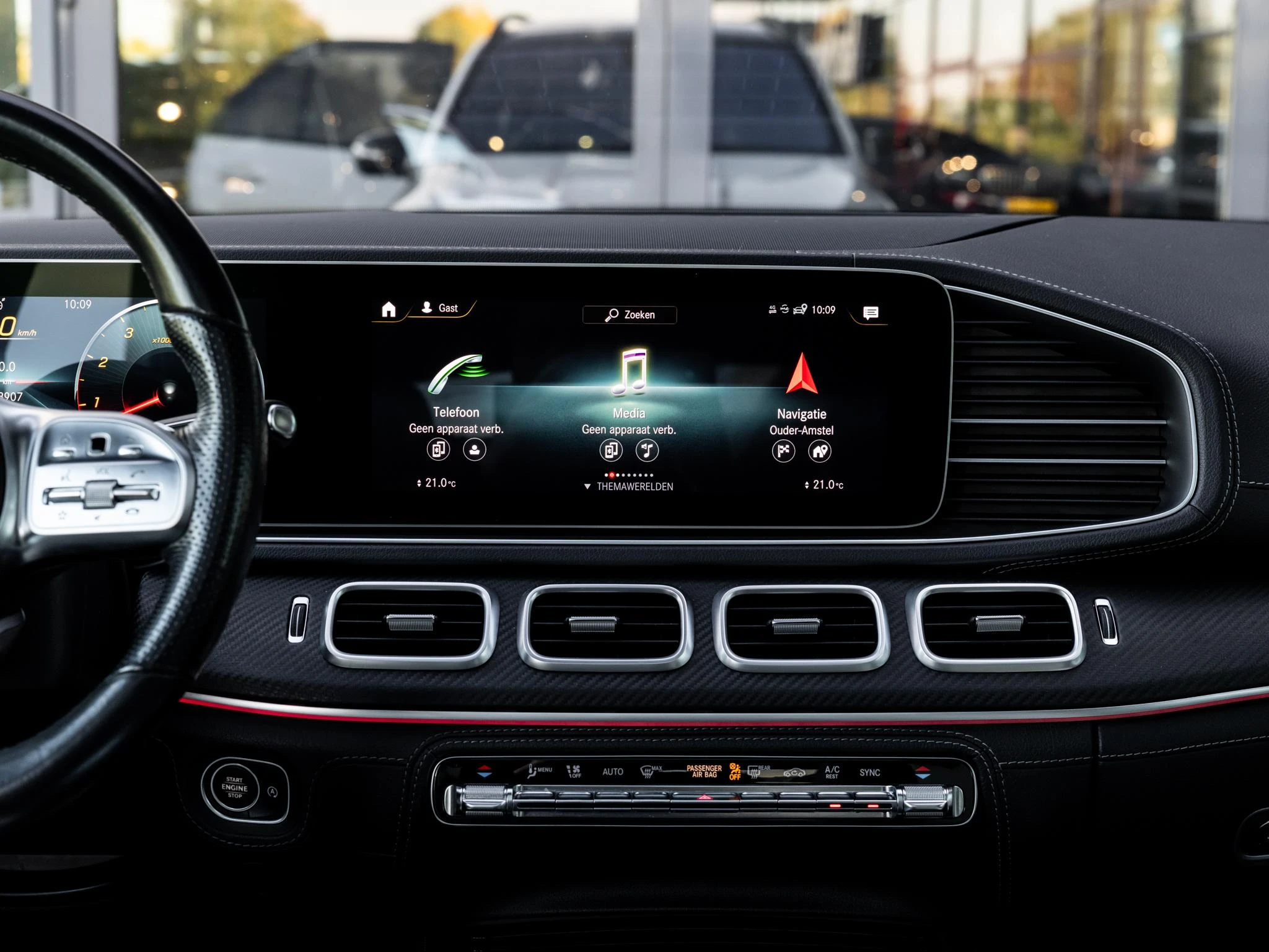 Mercedes-Benz-GLE-image-37
