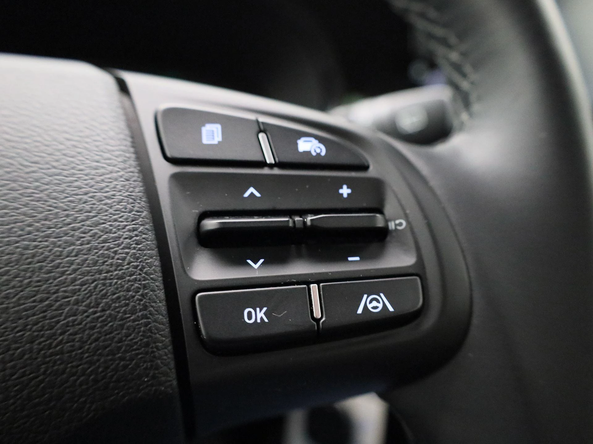 Hyundai-i10-image-14