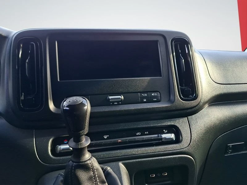 Mercedes-Benz Vito 116 NEUES MODELL AHK NAVI KAMERA TEMPOMAT