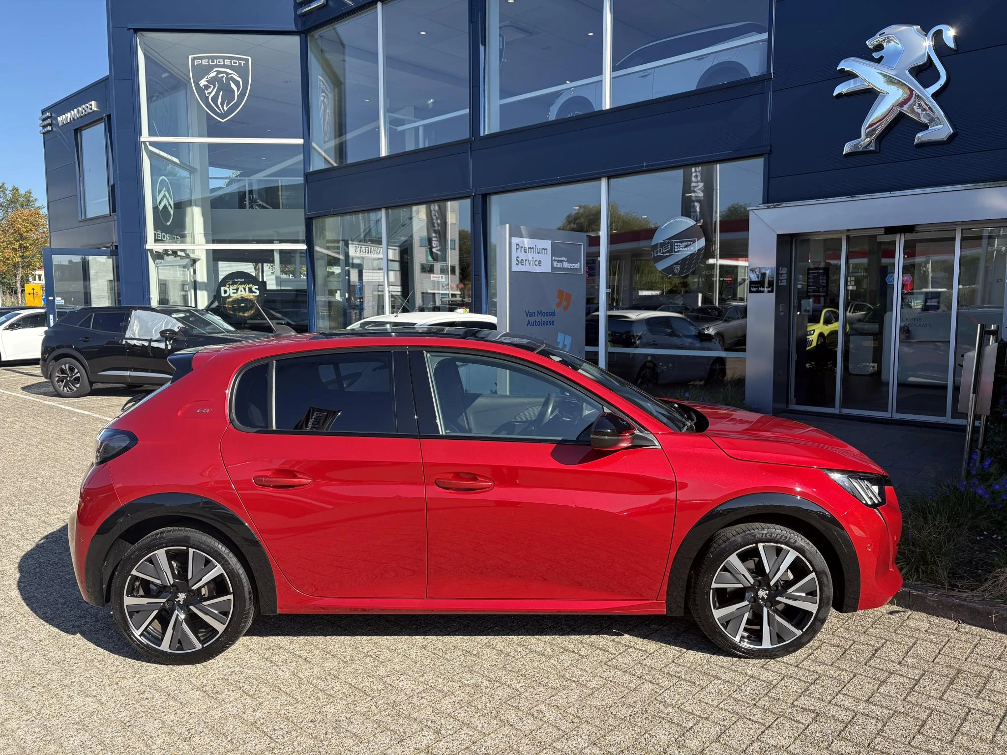 Peugeot-208-image-7