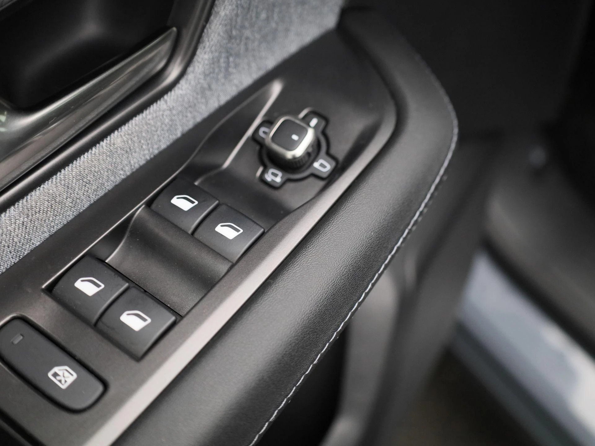 Opel-Grandland-image-30