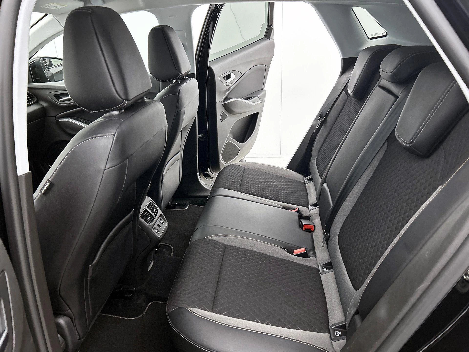 Opel-Grandland X-image-27