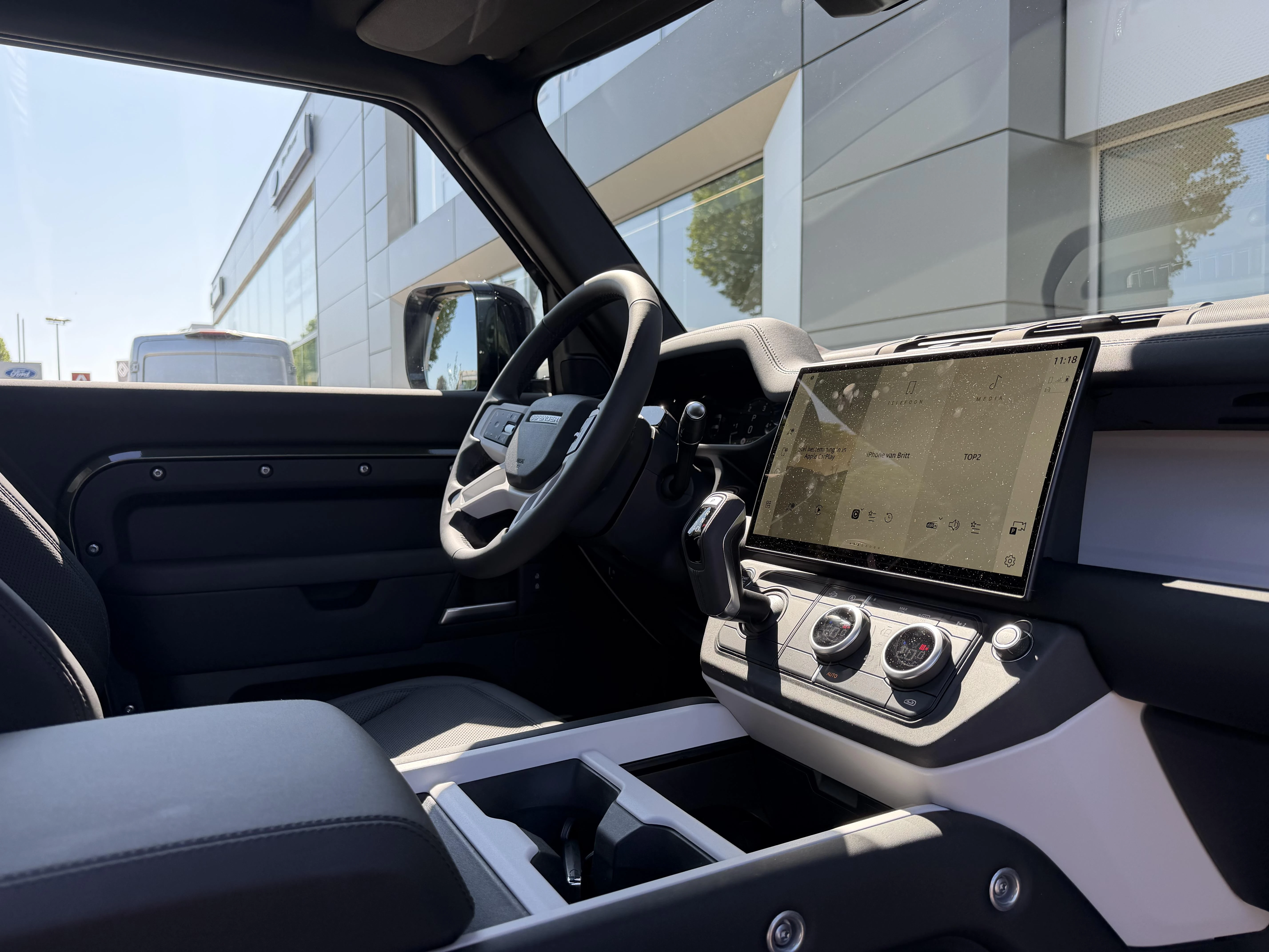 Land Rover Defender 90 D250 S