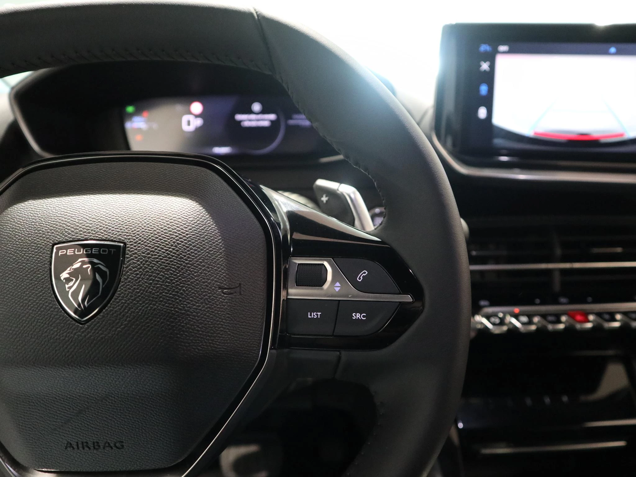 Peugeot-2008-image-11
