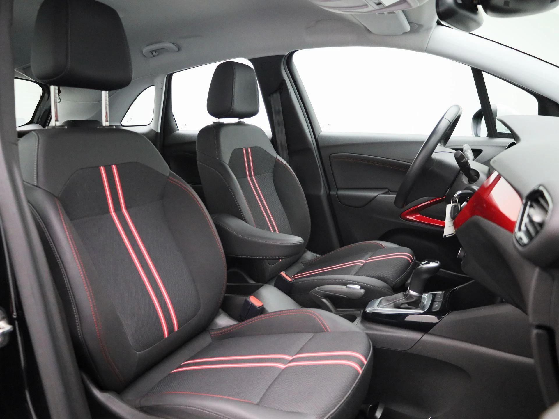 Opel-Crossland-image-30