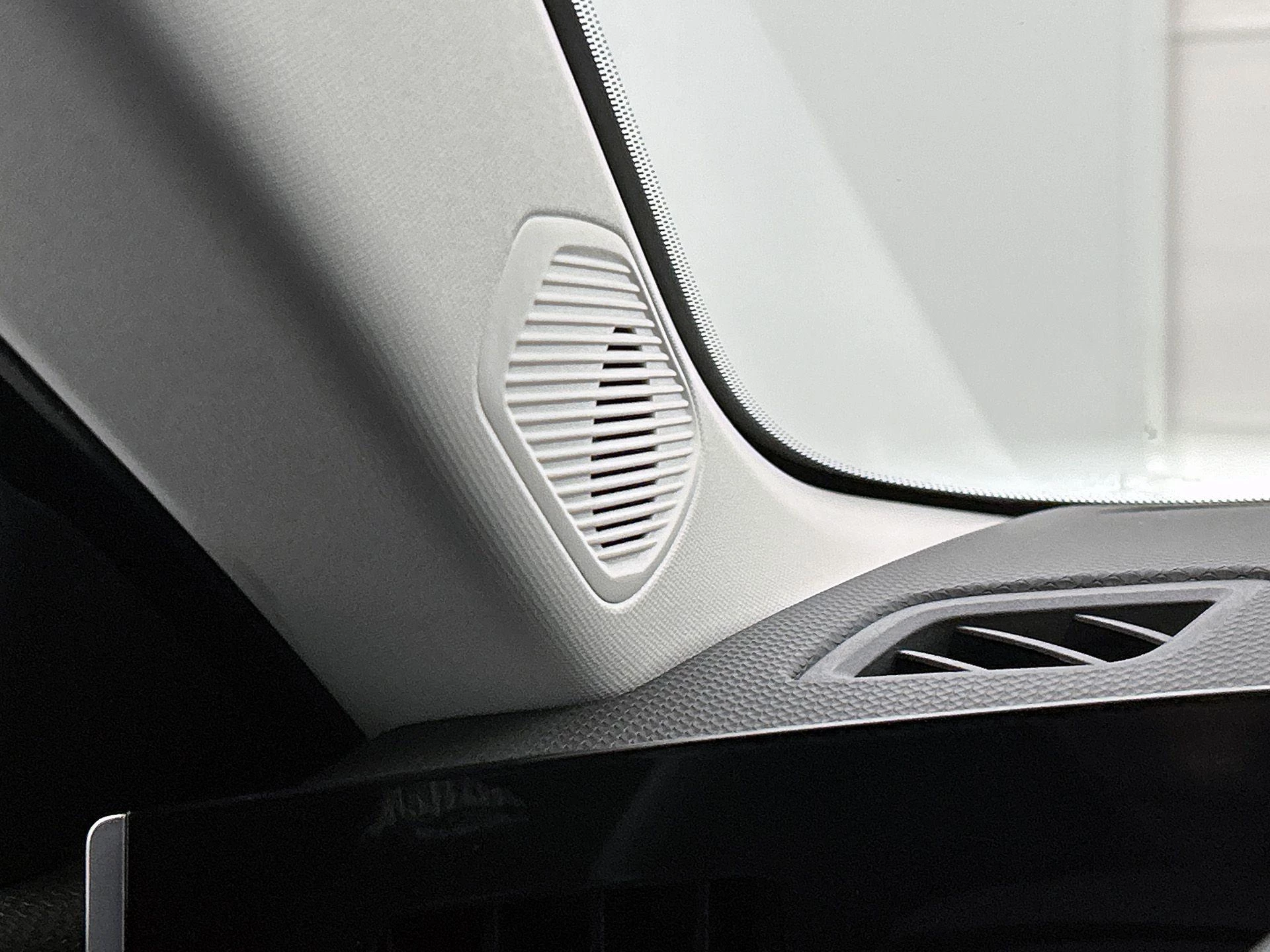 Opel-Astra-image-11