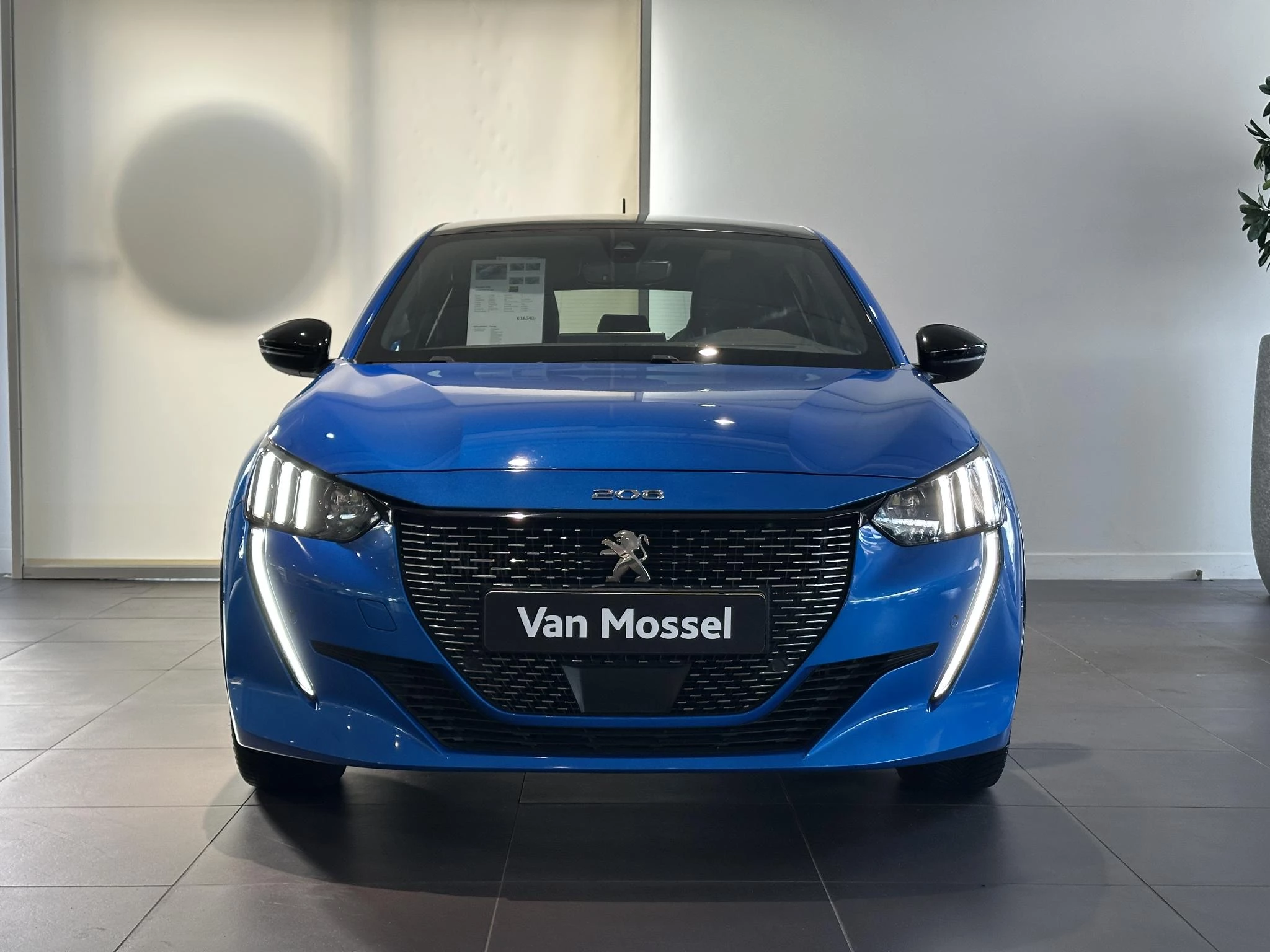 Peugeot-208-image-2