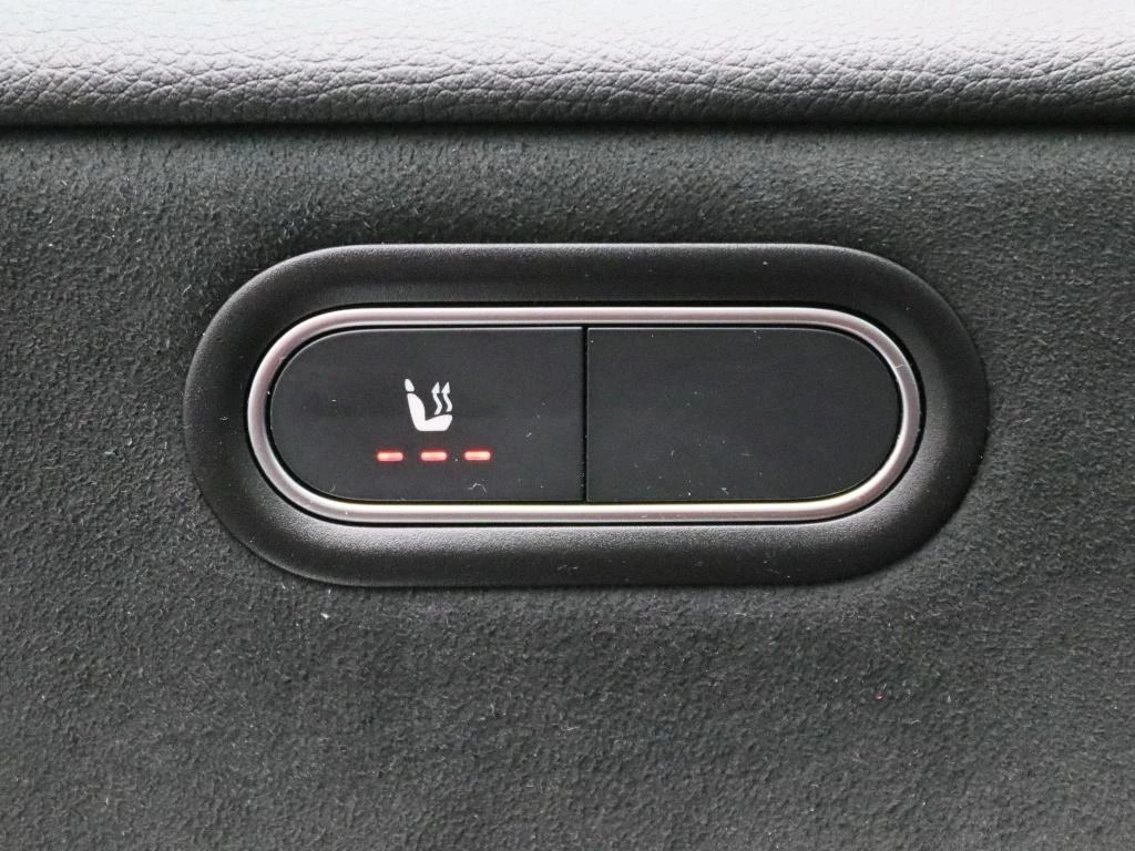 Mercedes-Benz-A-Klasse-image-13