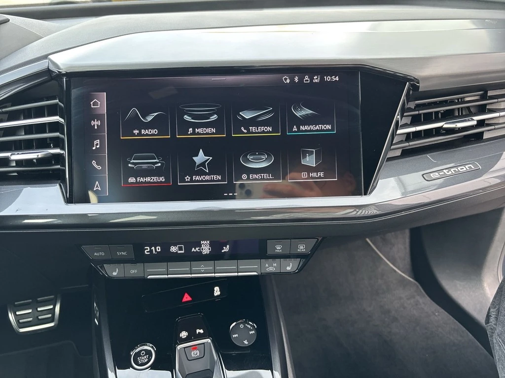 Audi-Q4 e-tron-image-11