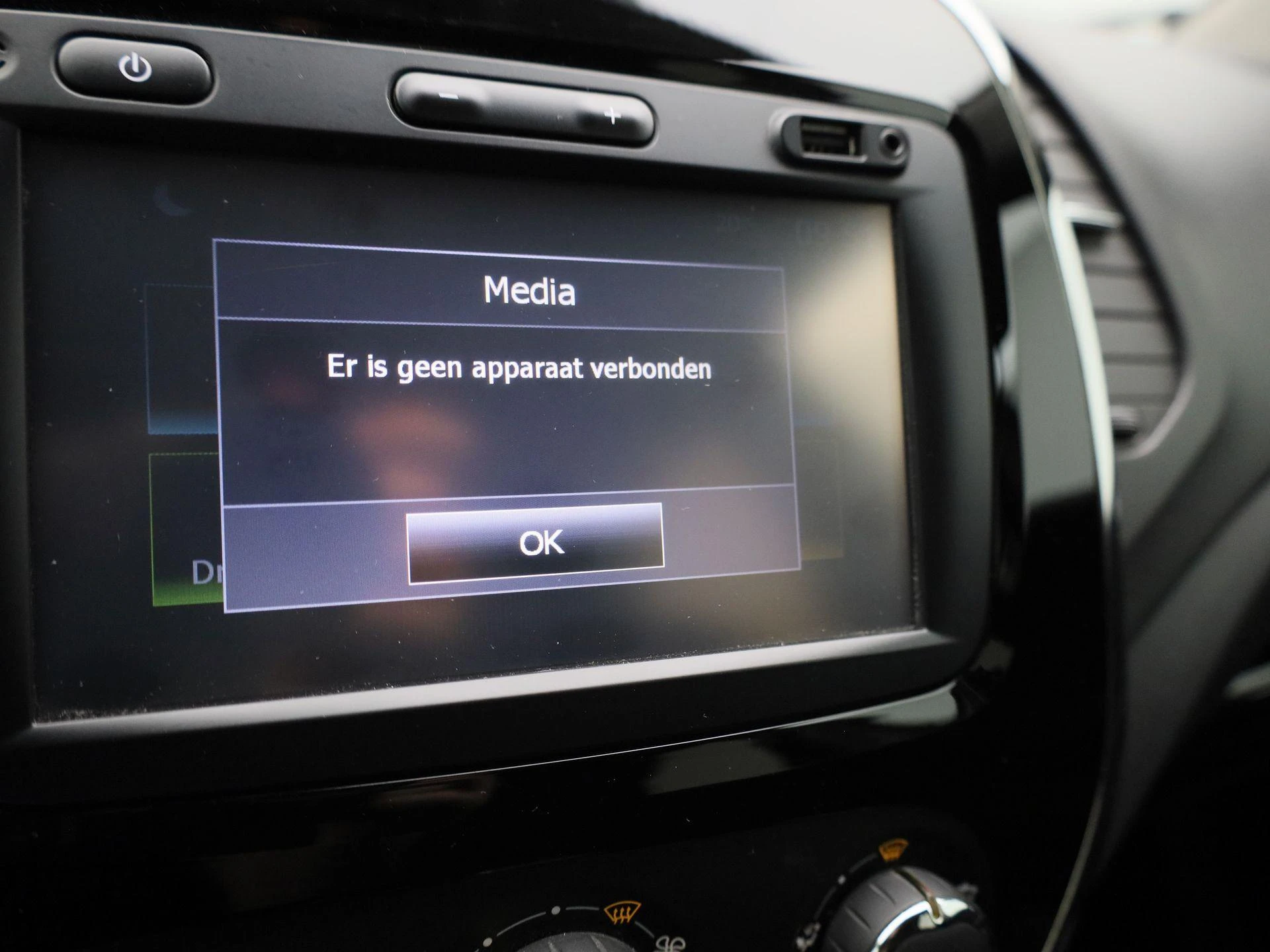 Renault-Captur-image-15
