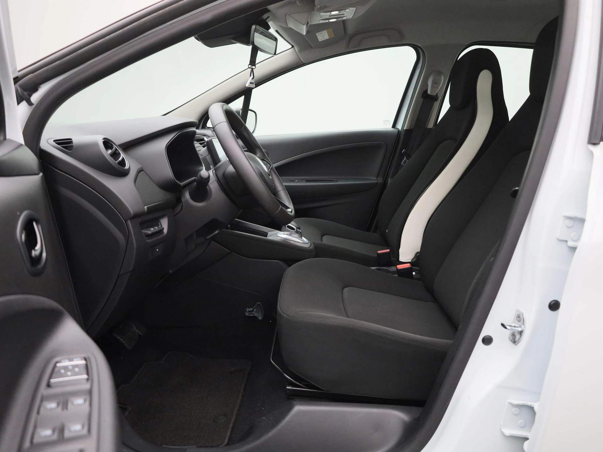 Renault-ZOE-image-10