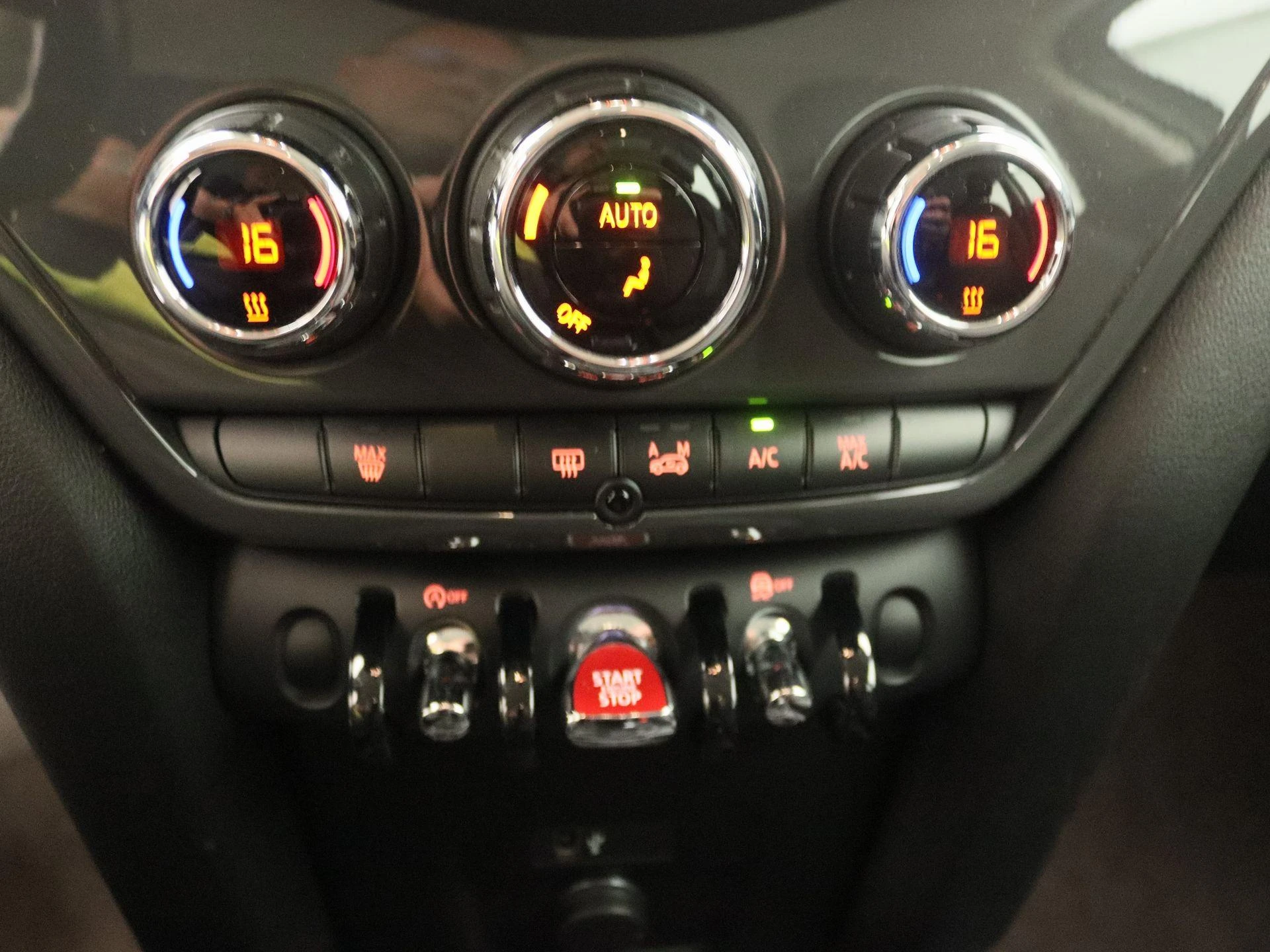 MINI-Countryman-image-16