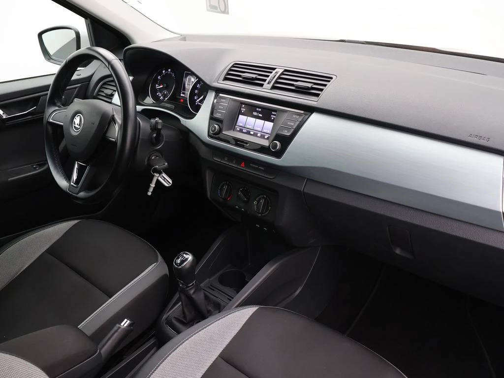 Škoda Fabia Fabia Ambition 1.2TSI 90PK *PDC ACHTER*BLTH*RADIO*...*