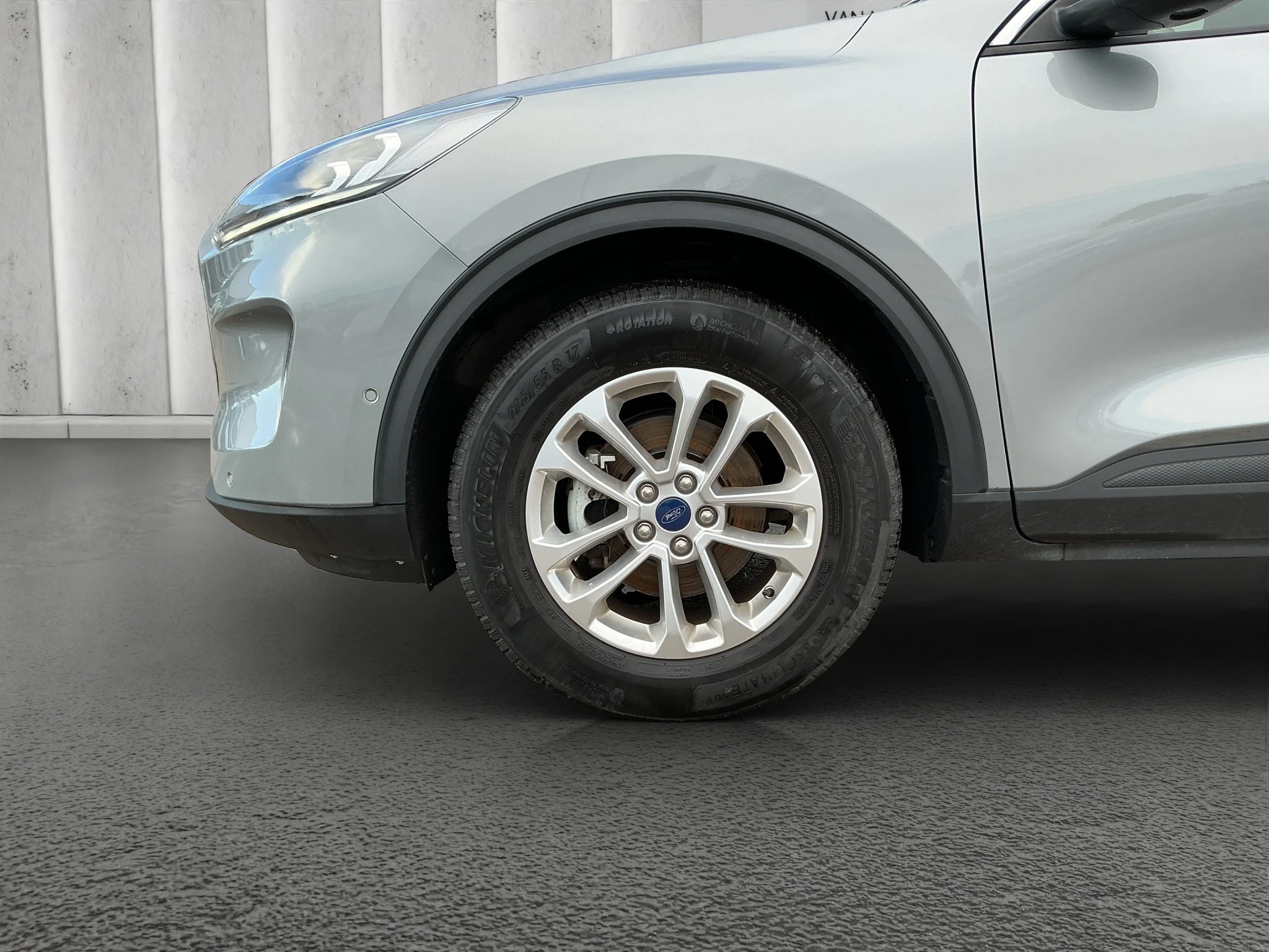 Ford-Kuga-image-8