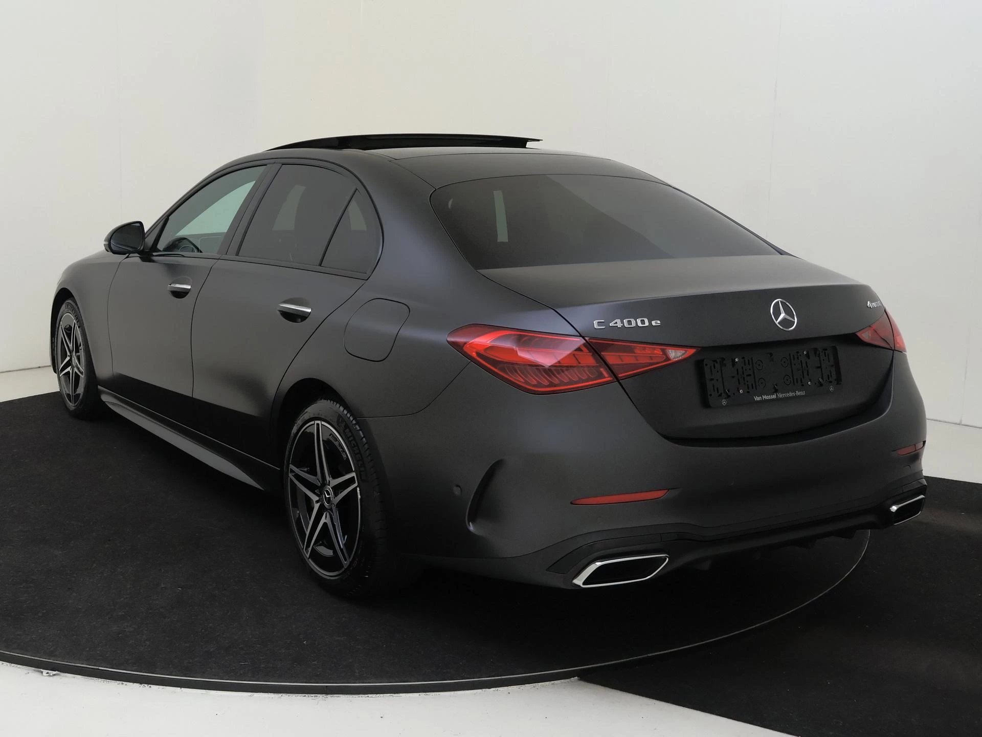 Mercedes-Benz C-Klasse 400 e 4MATIC AMG Line
