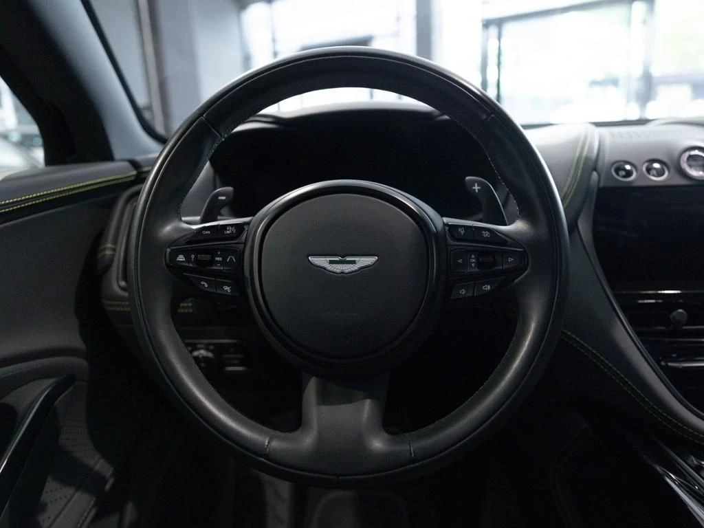 Aston Martin DBX 707 Aston Martin Hamburg