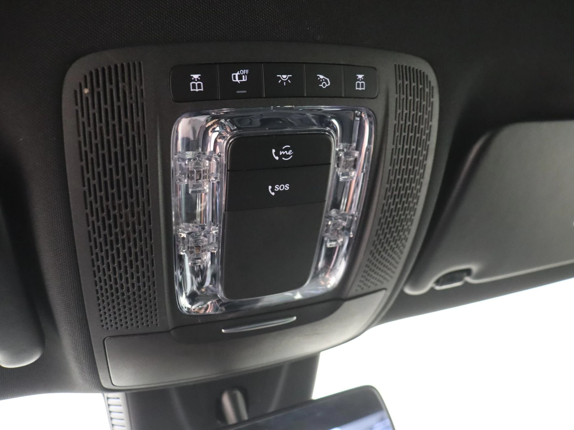 Mercedes-Benz-B-Klasse-image-21