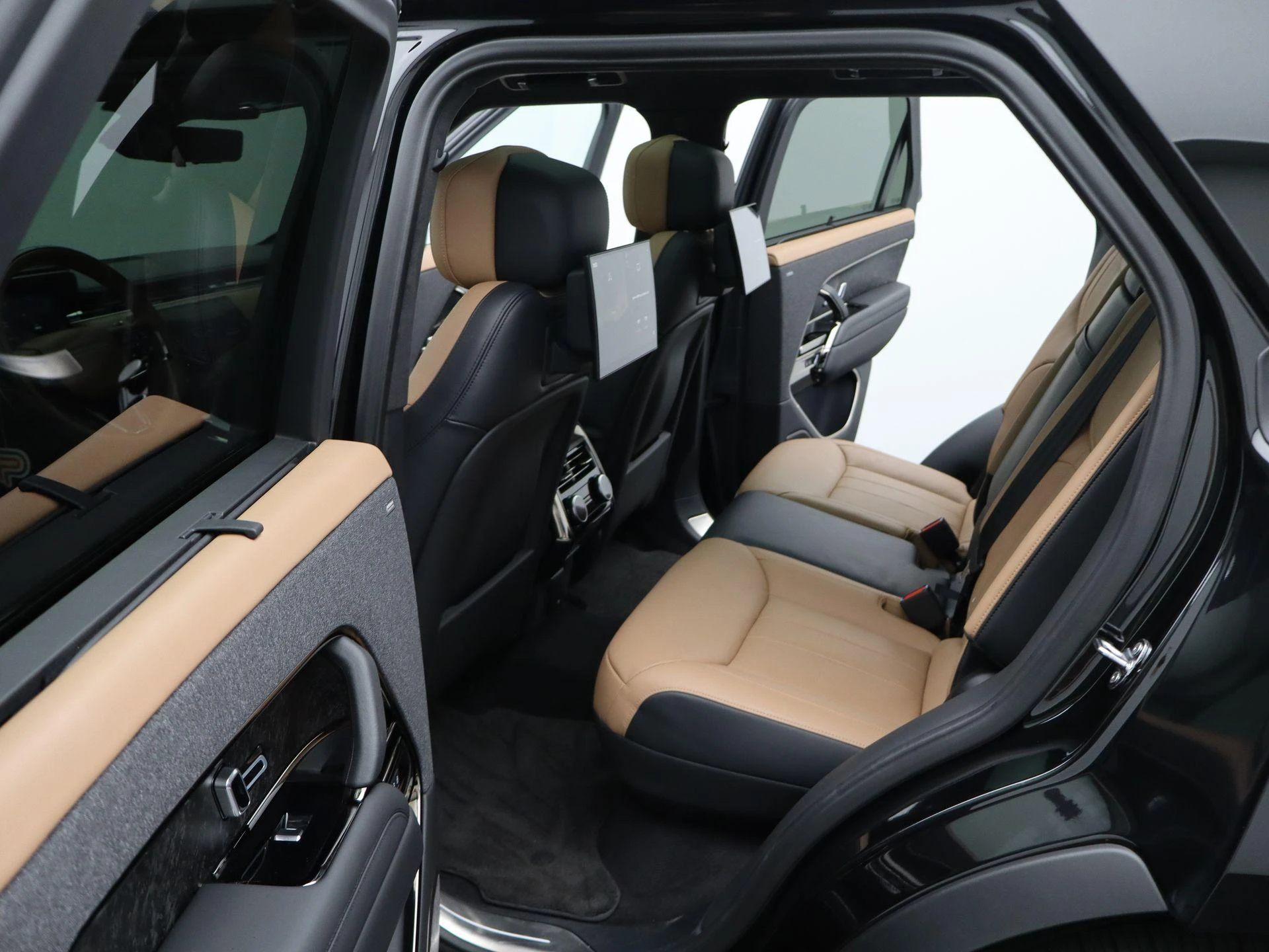 Land Rover-Range Rover Sport-image-12