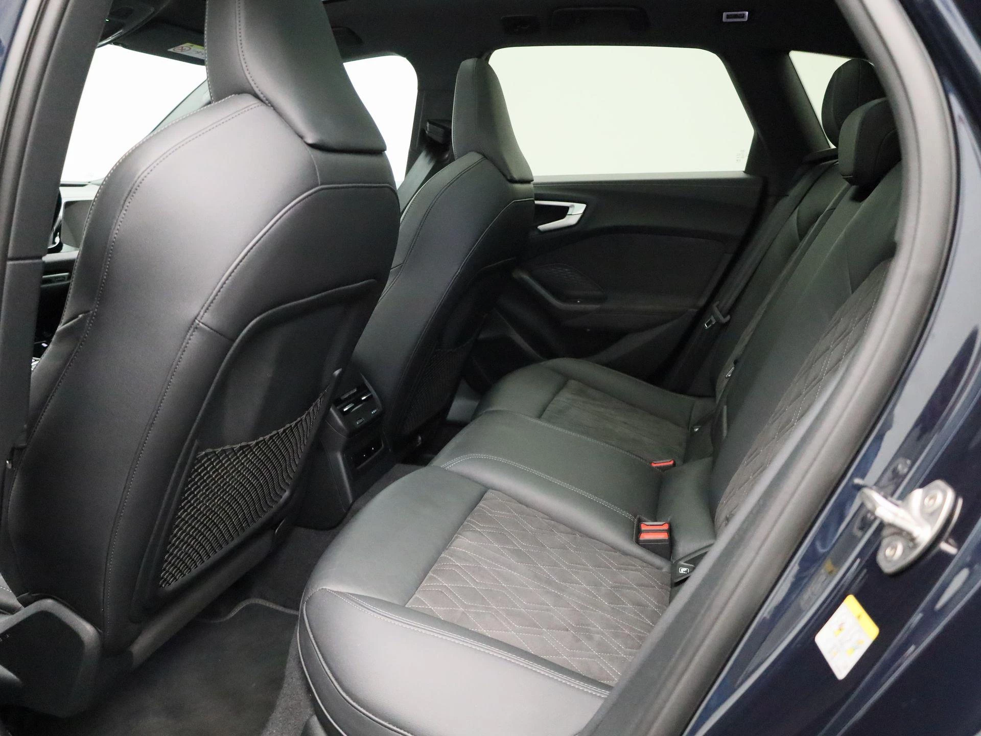 Audi A5 Avant 2.0 e-hybrid quattro S edition Competition